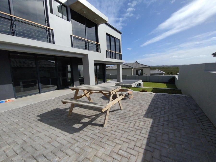 4 Bedroom Property for Sale in Blue Waters Estate Eastern Cape